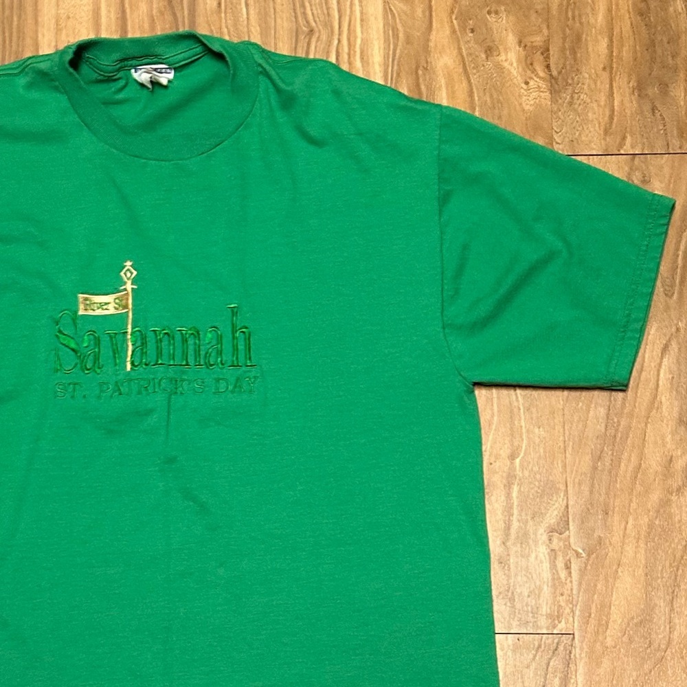 **SAVANNAH** vintage St. Pat’s shirt SIZE XL